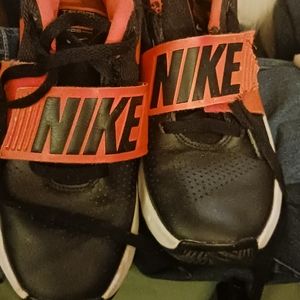 Nike size 4 1/2